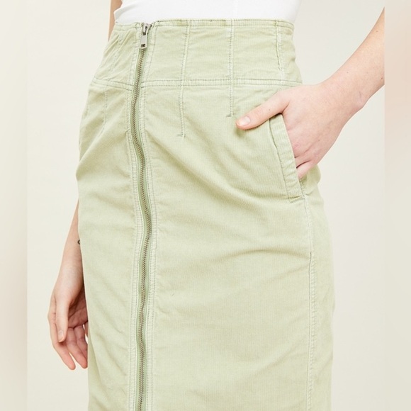 Free People We the Free corduroy zip front high waisted pencil skirt pale green - Picture 2 of 8